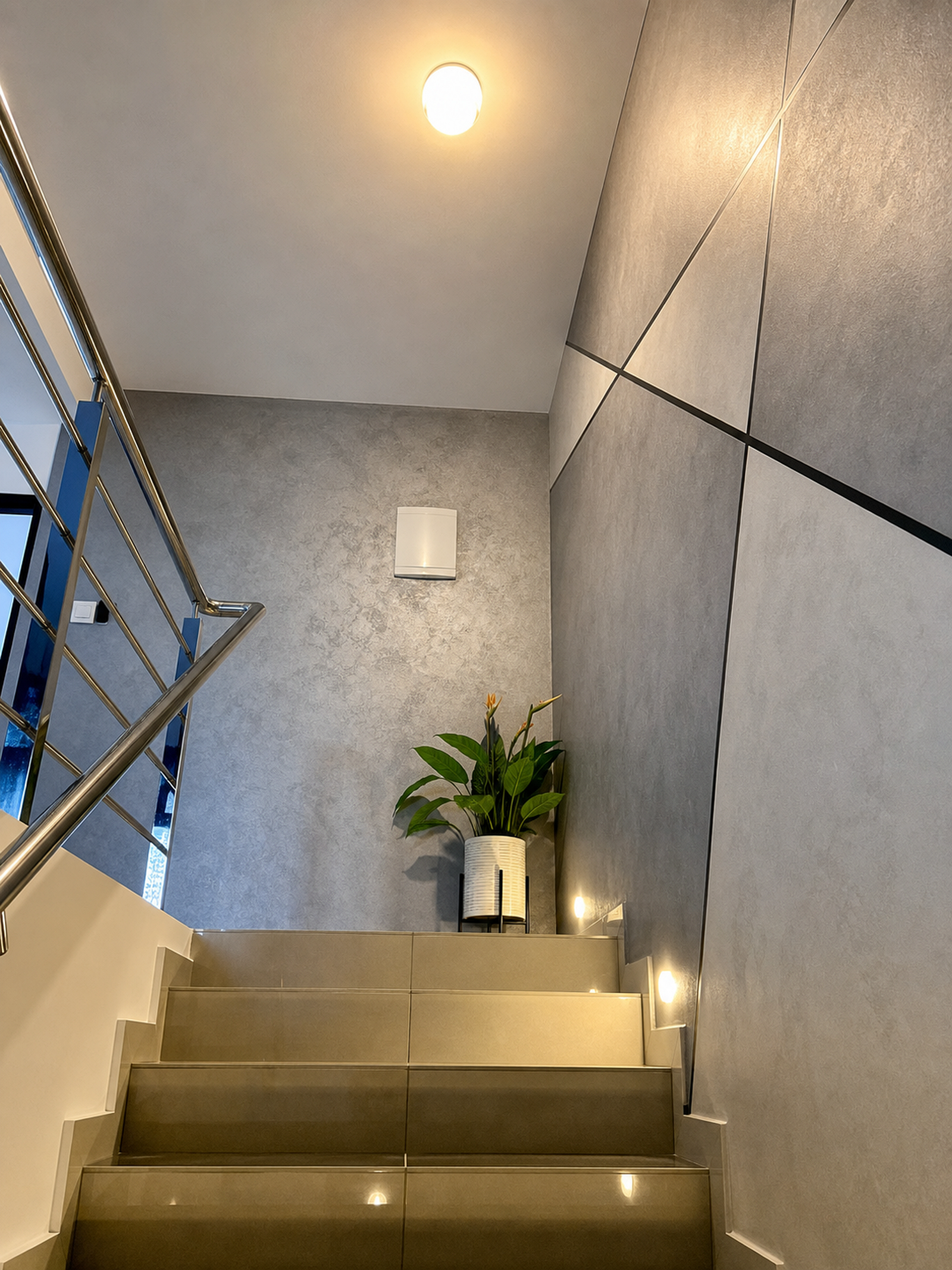 Metallic Series - Champagne Stucco